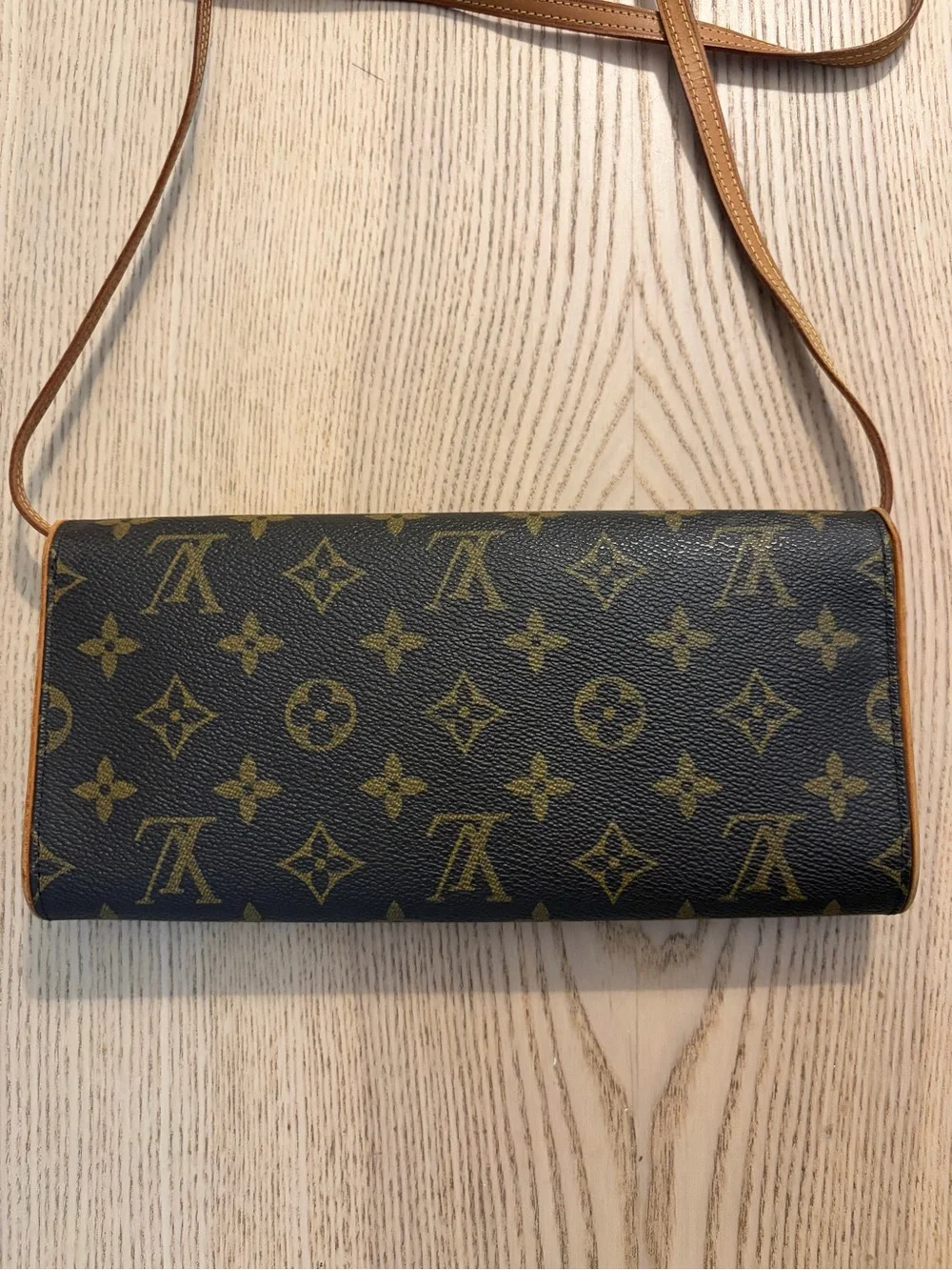 Louis Vuitton Monogram Crossbody Bag - Brown